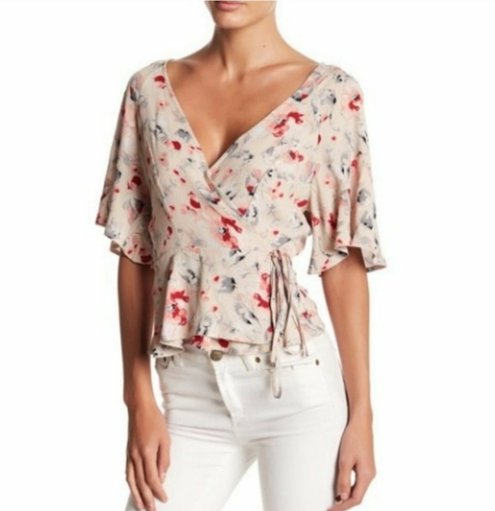 ASTR Floral Top